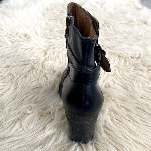 FRYE Black Ankle Buckle Chunky Heels Boots sz 8.5 - Like a New - Picture 6 of 16